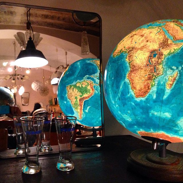 BANANAS Mobiliar 1930-1980