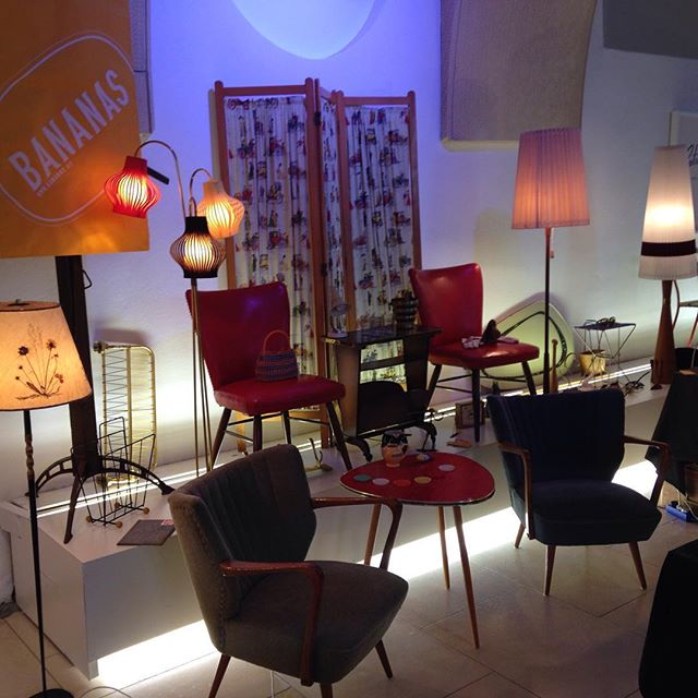 BANANAS Mobiliar 1930-1980