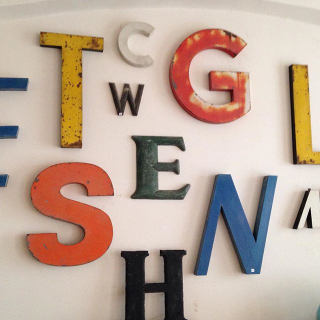 BANANAS Mobiliar 1930-1980