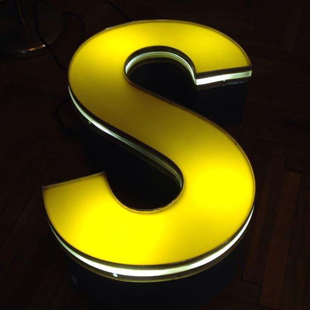 BANANAS Mobiliar 1930-1980