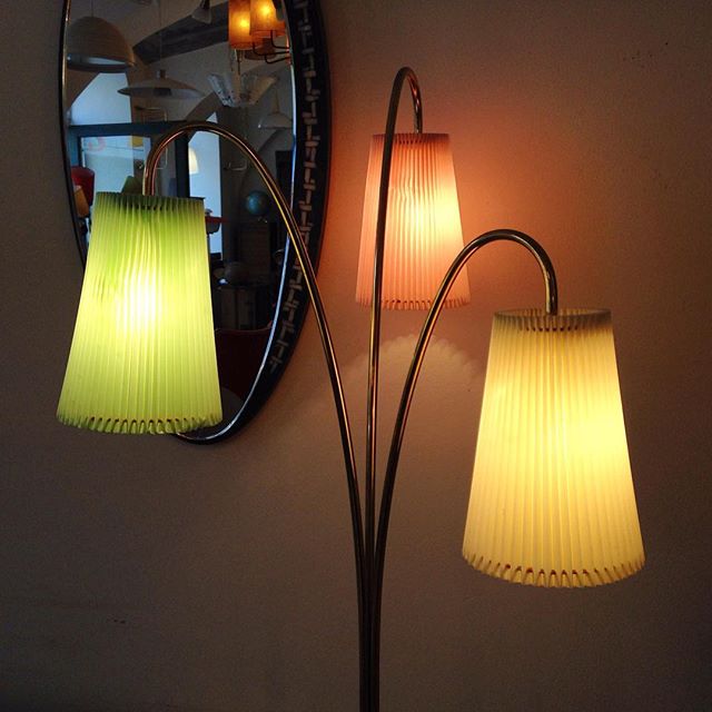 BANANAS Mobiliar 1930-1980