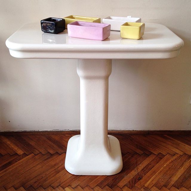 BANANAS Mobiliar 1930-1980