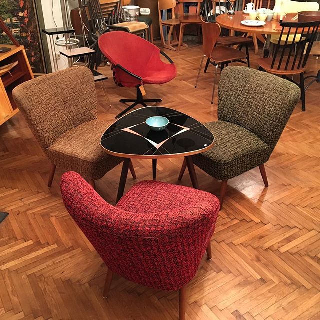 BANANAS Mobiliar 1930-1980