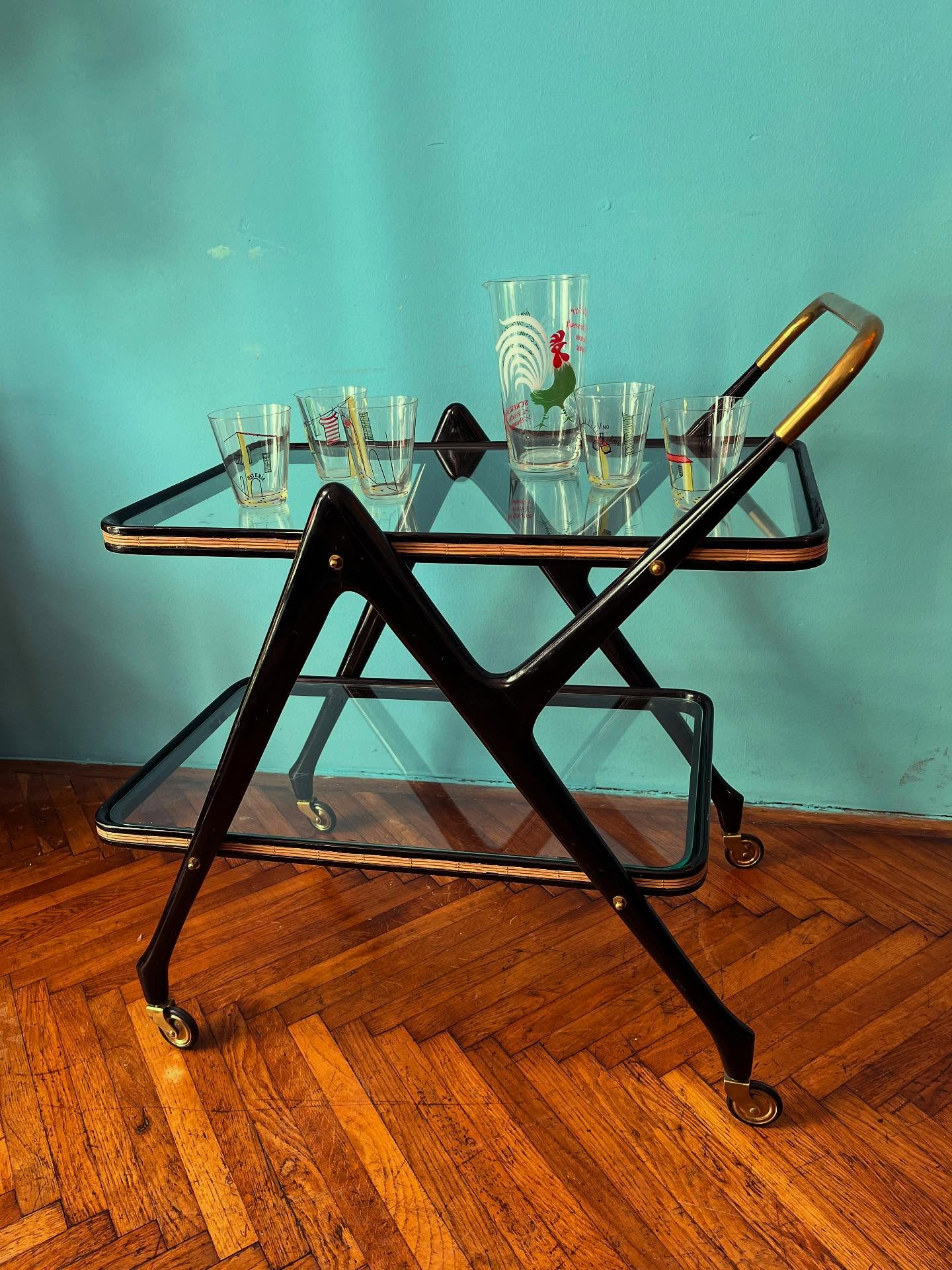 BANANAS Mobiliar 1930-1980