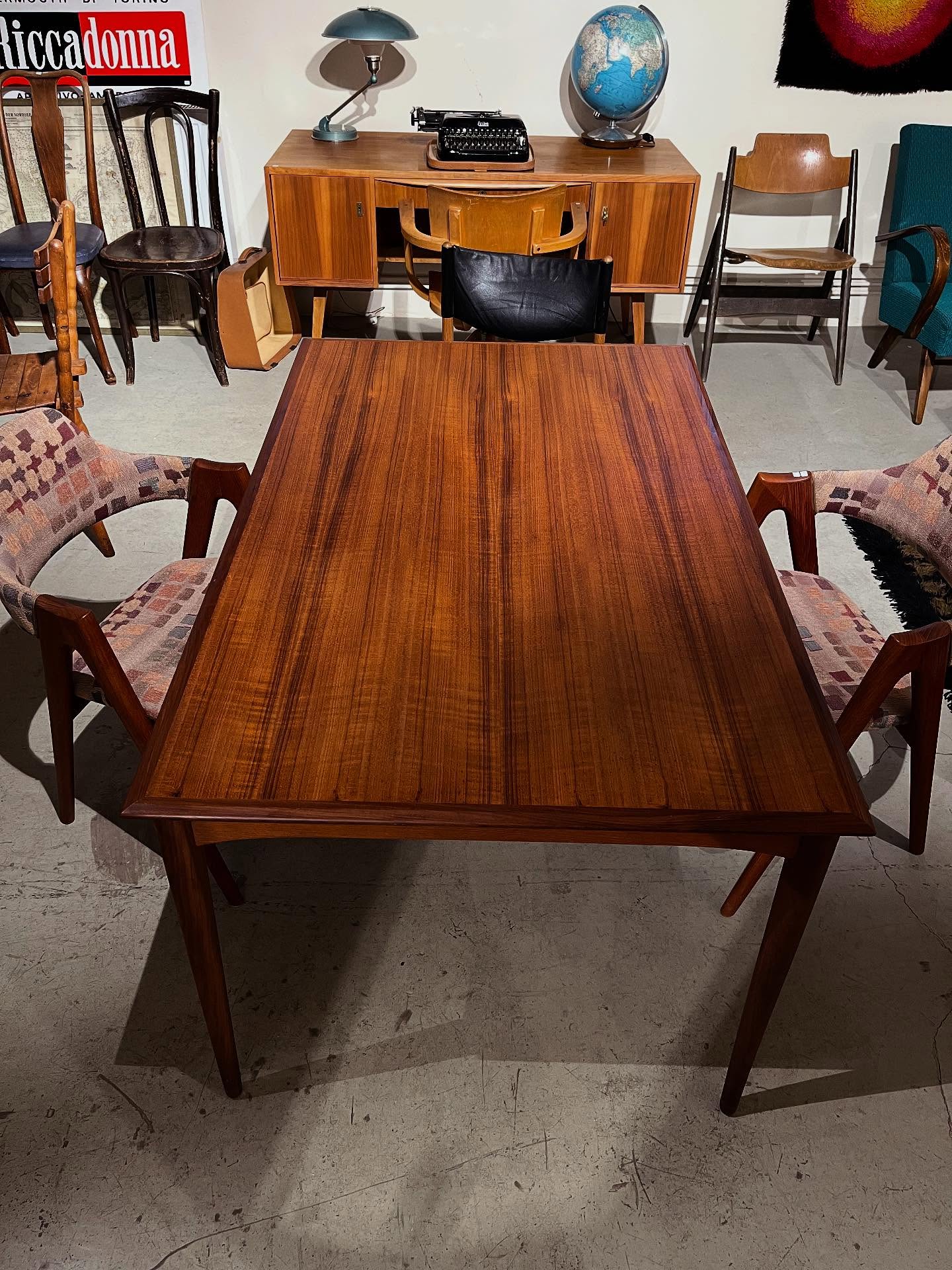 BANANAS Mobiliar 1930-1980