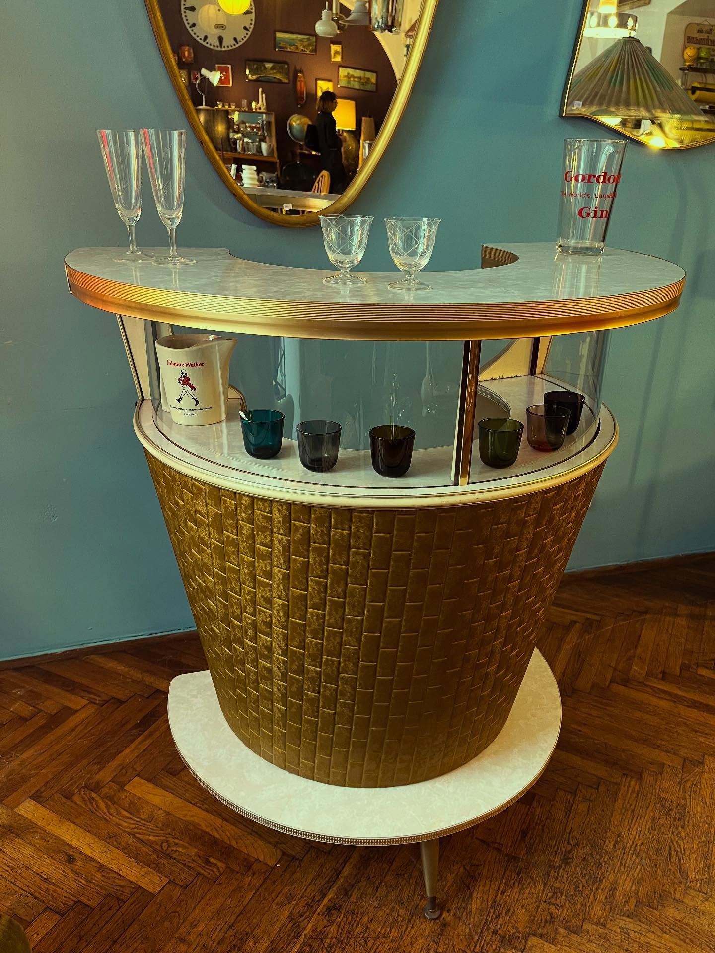 BANANAS Mobiliar 1930-1980